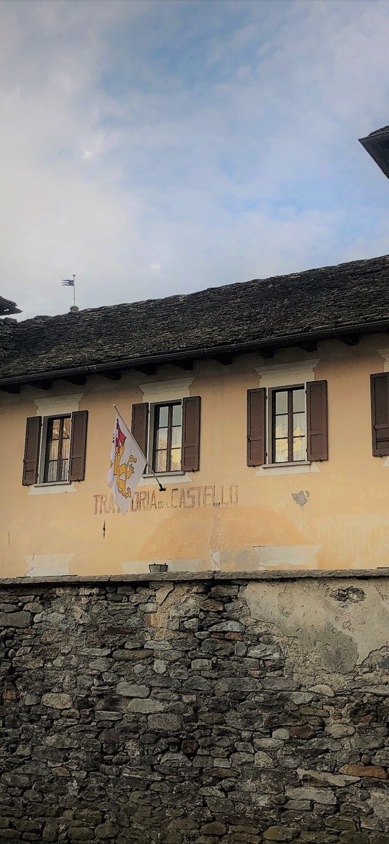 Castello Di Brione Filtro Sunscreen Web